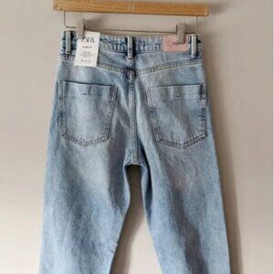 NWT Zara slim fit high rise cropped jeans